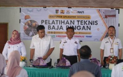 Pelatihan Perakitan Baja Ringan, Untuk Pengelolaan Sampah Plastik di Kota Palu